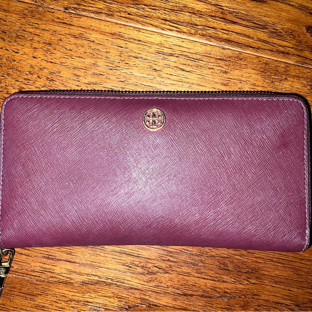 Tory Burch burgundy leather wristlet wallet